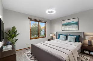 745 Edenwood Dr, Roselle, IL 60172 - Photo 23