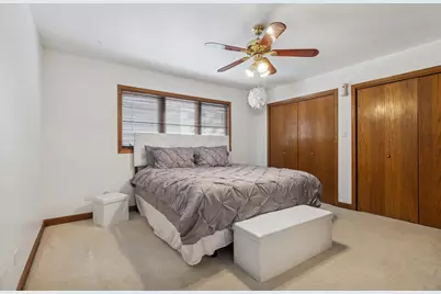 16113 Lake Villa Avenue, Tinley Park, IL 60477 - Photo 9