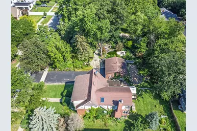 245 Middaugh Road, Clarendon Hills, IL 60514 - Photo 5