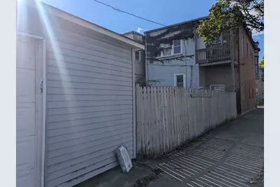 1657 N Monticello Avenue, Chicago, IL 60647 - Photo 5