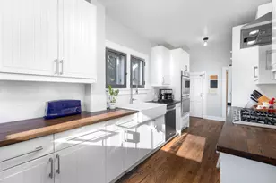 105 S Wright St, Naperville, IL 60540 - Photo 23