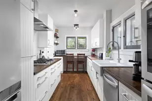 105 S Wright St, Naperville, IL 60540 - Photo 21