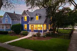 105 S Wright St, Naperville, IL 60540 - Photo 3