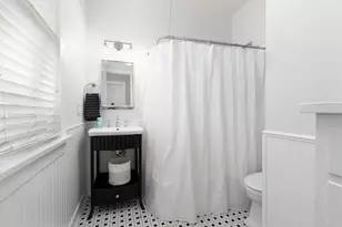 105 S Wright St, Naperville, IL 60540 - Photo 25