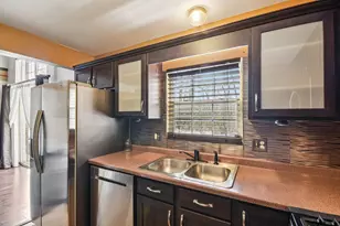 1524 Anderson Trail, Zion, IL 60099 - Photo 7