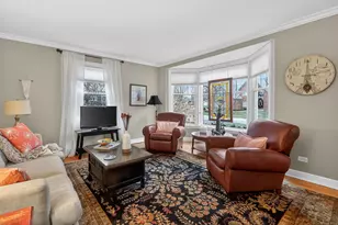 [Address not provided], Downers Grove, IL 60515 - Photo 3