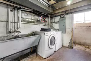 8759 S Troy Ave, Evergreen Park, IL 60805 - Photo 21