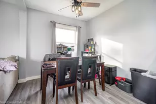 8759 S Troy Ave, Evergreen Park, IL 60805 - Photo 9