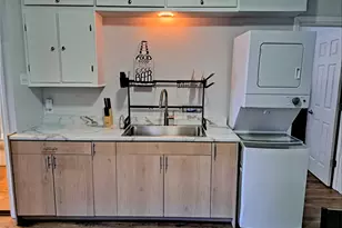 1540 W 17th St, Chicago, IL 60608 - Photo 17