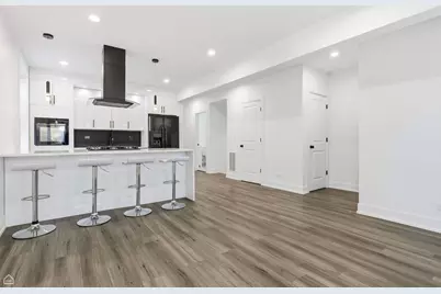 328 N Lockwood Avenue, Chicago, IL 60644 - Photo 5