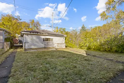 8550 S Jeffery Boulevard, Chicago, IL 60617 - Photo 23