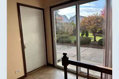 4950 Tarrington Drive, Hoffman Estates, IL 60010 - Photo 3