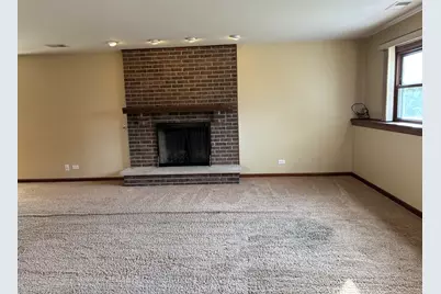 4950 Tarrington Drive, Hoffman Estates, IL 60010 - Photo 29