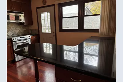 4950 Tarrington Drive, Hoffman Estates, IL 60010 - Photo 9