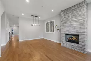 1057 N Wood St, Chicago, IL 60622 - Photo 3