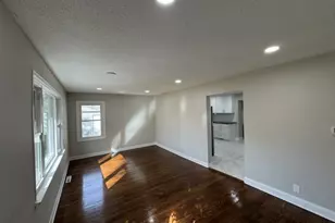 54 Mionske Dr, Lake Zurich, IL 60047 - Photo 17