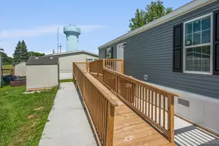 310 Apollo Ct, Round Lake, IL 60073 - Photo 35