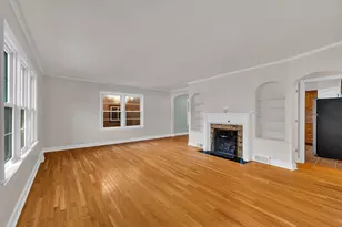 405 W Bluff St, Streator, IL 61364 - Photo 5