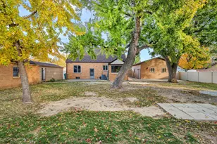 405 W Bluff St, Streator, IL 61364 - Photo 29