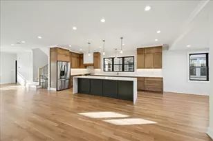 [Address not provided], Chicago, IL 60641 - Photo 9