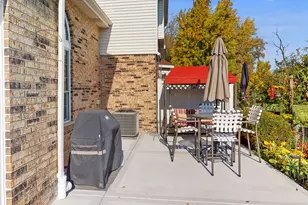 1065 N Jamey Ln, Addison, IL 60101 - Photo 17