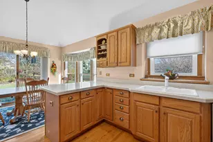 3610 Lakeview Dr, Algonquin, IL 60102 - Photo 7