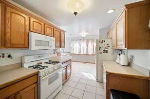 3207 Sandy Ridge Dr, Steger, IL 60475 - Photo 7