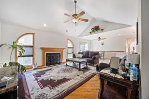 3207 Sandy Ridge Dr, Steger, IL 60475 - Photo 3