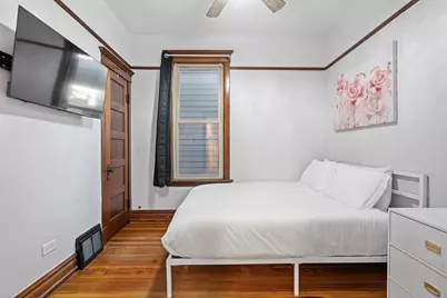 3905 N Seeley Avenue #1, Chicago, IL 60618 - Photo 11