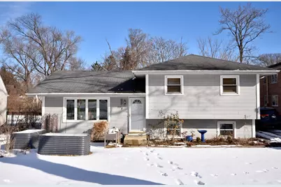 916 Lacey Avenue, Lisle, IL 60532 - Photo 1