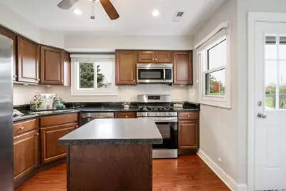 17438 W Walnut Lane, Gurnee, IL 60031 - Photo 7