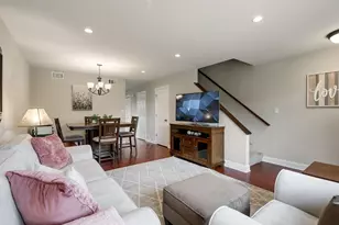 17438 W Walnut Ln, Gurnee, IL 60031 - Photo 3