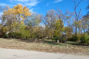 2712 Sewell St, Rockford, IL 61109 - Photo 5