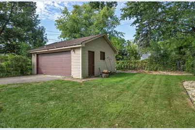 3916 Liberty Boulevard, Westmont, IL 60559 - Photo 11