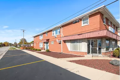 7654 S Harlem Avenue, Bridgeview, IL 60455 - Photo 1