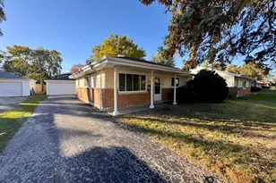 15326 Dorchester Ave, Dolton, IL 60419 - Photo 1