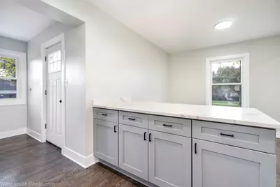 4247 Anna Avenue, Lyons, IL 60534 - Photo 13