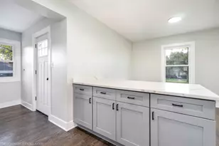 4247 Anna Ave, Lyons, IL 60534 - Photo 13