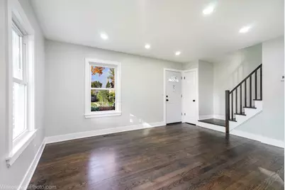 4247 Anna Avenue, Lyons, IL 60534 - Photo 9