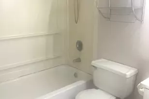 1102 Westover Ln, Schaumburg, IL 60193 - Photo 5