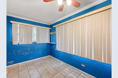 10737 S Emerald Avenue, Chicago, IL 60628 - Photo 11