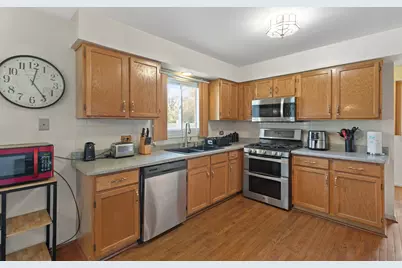 22403 Millard Avenue, Richton Park, IL 60471 - Photo 7