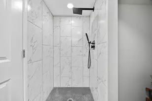 21 E 140th Ct, Riverdale, IL 60827 - Photo 15