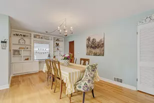 832 Sylviawood Ave, Park Ridge, IL 60068 - Photo 5