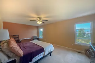 445 E Becker Pl, Sycamore, IL 60178 - Photo 21