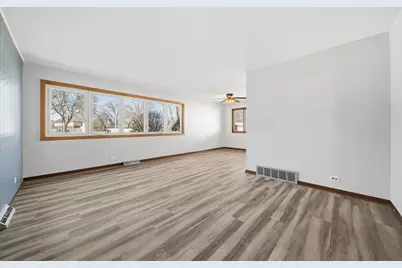 5017 W 101st Street, Oak Lawn, IL 60453 - Photo 5