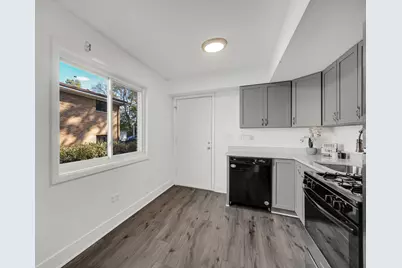 31 Wellington Avenue #1, Mundelein, IL 60060 - Photo 11