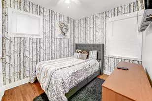 10516 S Eggleston Ave, Chicago, IL 60628 - Photo 7