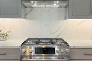 847 W Ainslie St, Chicago, IL 60640 - Photo 11