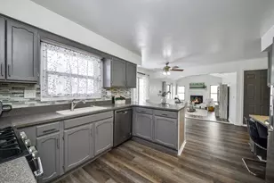 2509 Brockton Cir, Naperville, IL 60565 - Photo 9